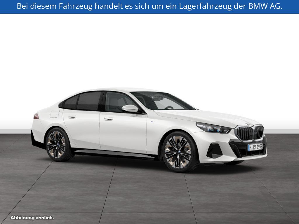 Fahrzeugabbildung BMW 520d xDrive Limousine