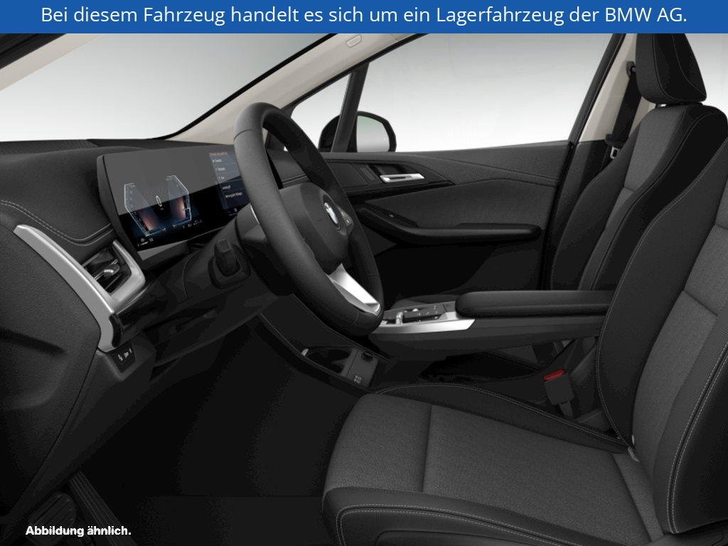 Fahrzeugabbildung BMW 218i Active Tourer