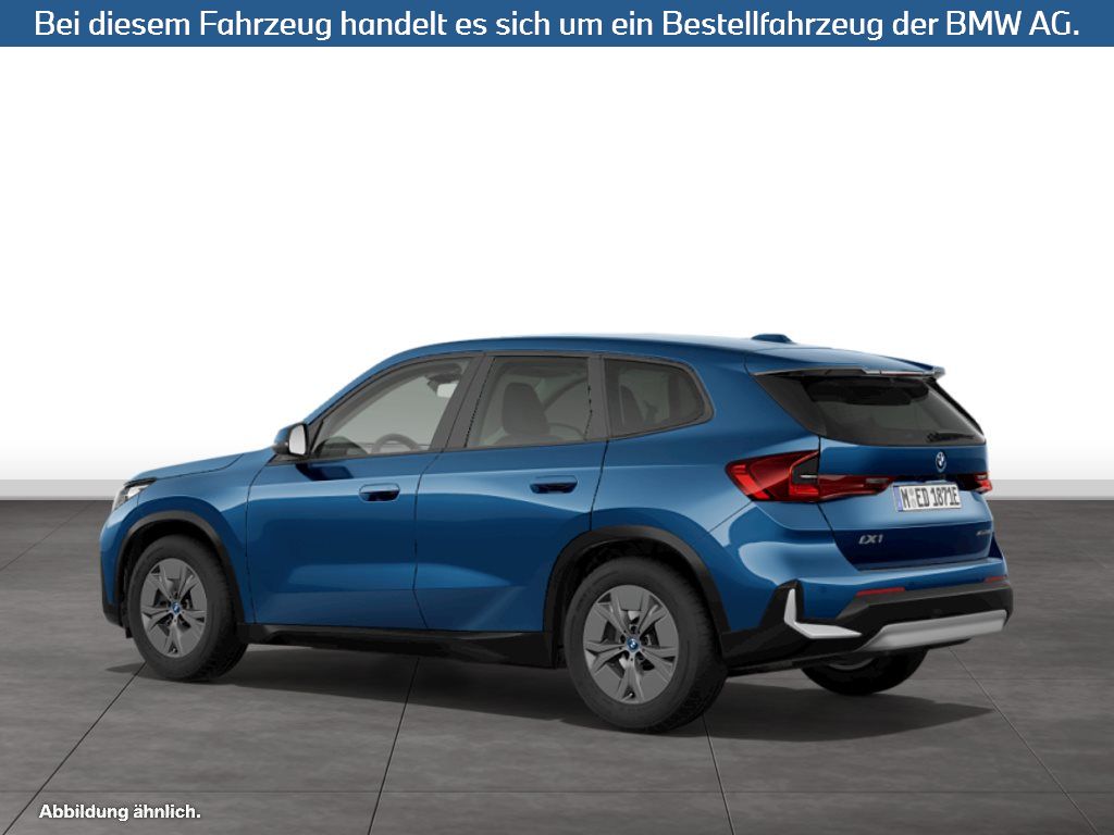 Fahrzeugabbildung BMW iX1 xDrive30