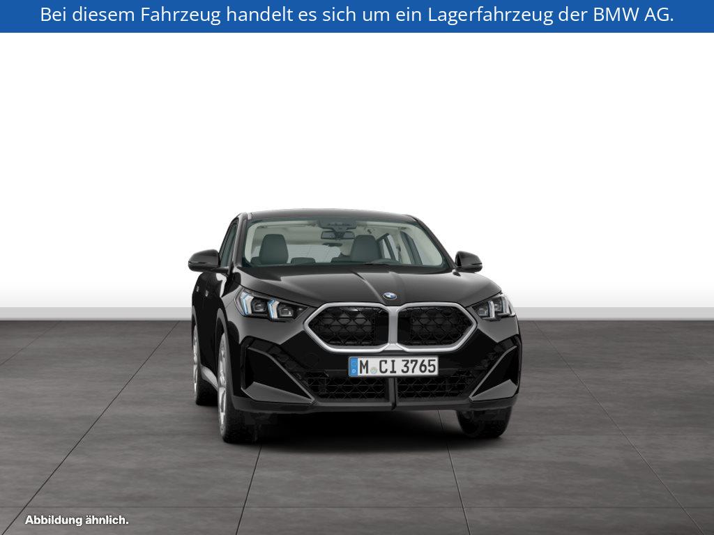 Fahrzeugabbildung BMW X2 sDrive20d