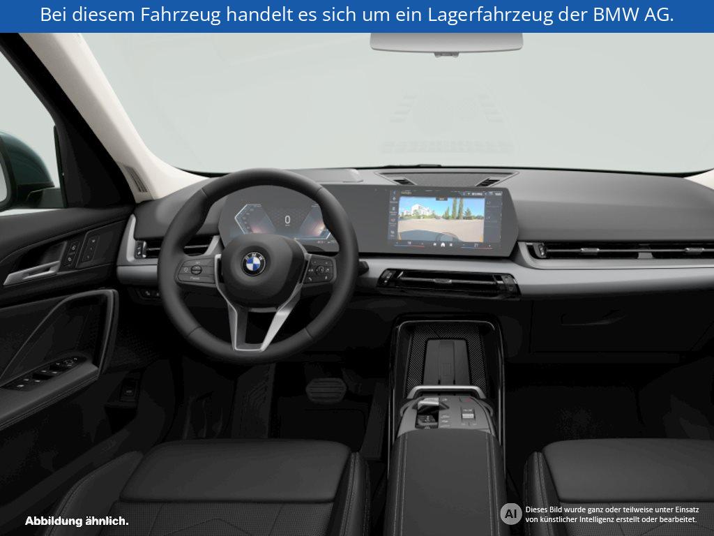 Fahrzeugabbildung BMW X1 sDrive20i