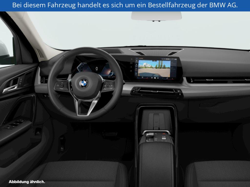 Fahrzeugabbildung BMW X2 sDrive20i