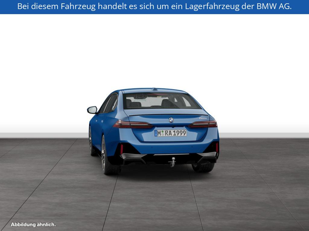 Fahrzeugabbildung BMW 520i Limousine