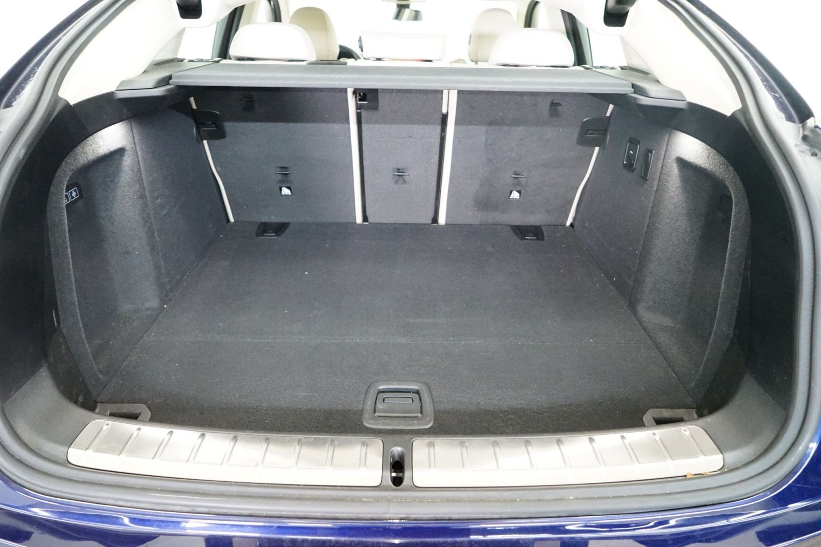 Fahrzeugabbildung BMW X4 xDrive30i [Laser, ACC, RFK, Standhz., AHK]