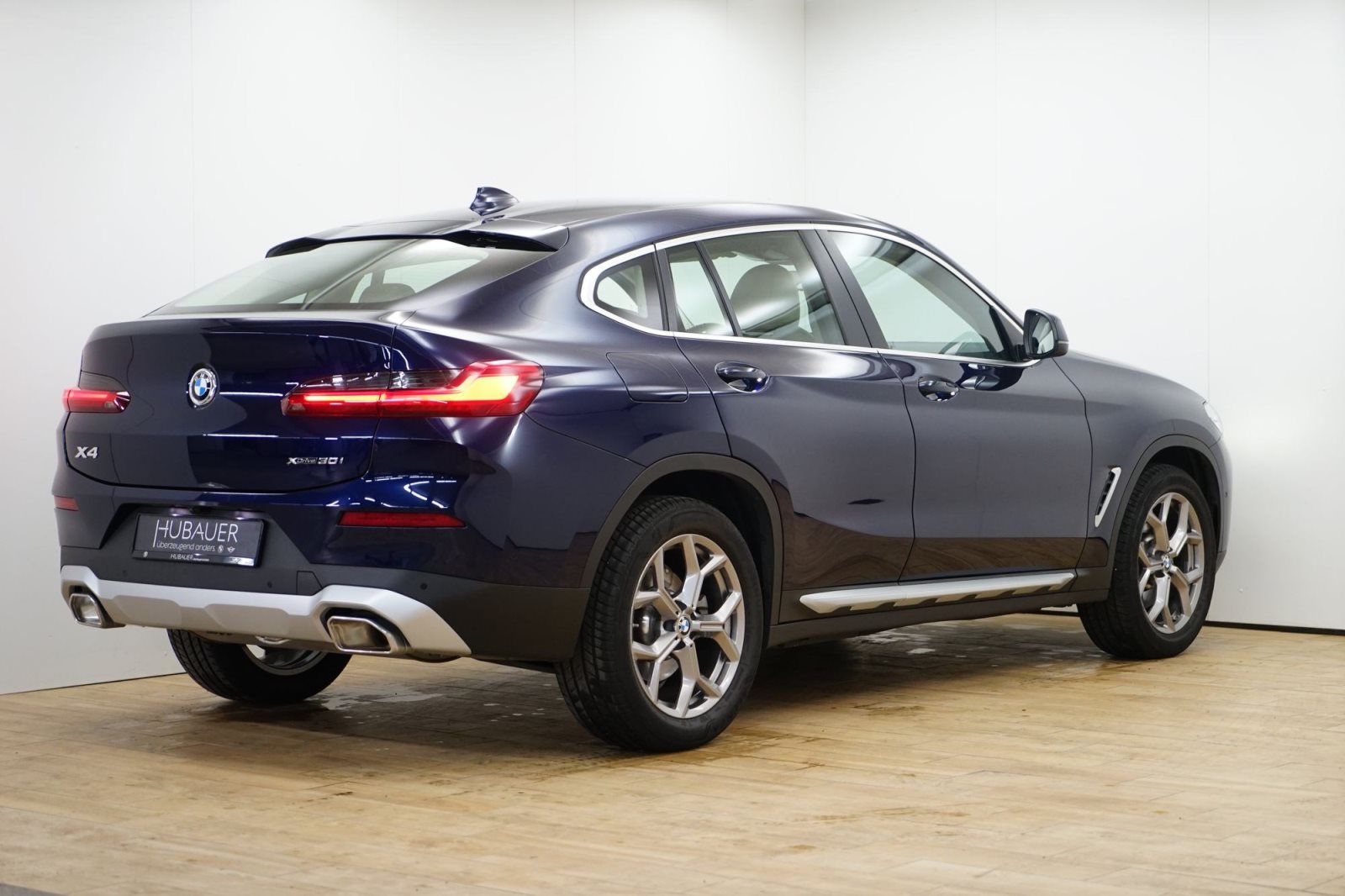 Fahrzeugabbildung BMW X4 xDrive30i [Laser, ACC, RFK, Standhz., AHK]