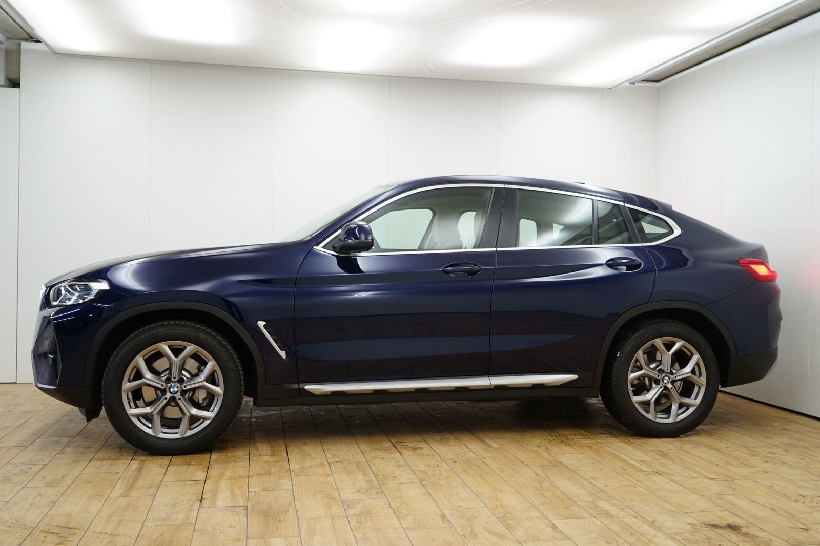 Fahrzeugabbildung BMW X4 xDrive30i [Laser, ACC, RFK, Standhz., AHK]