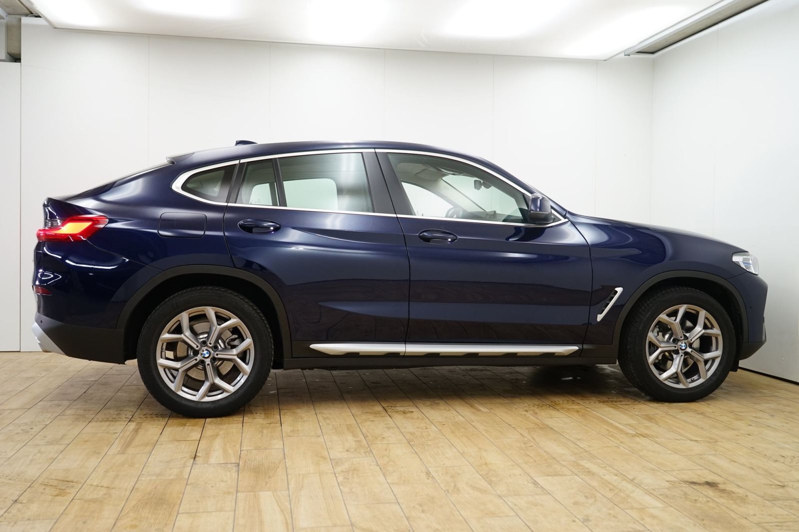 Fahrzeugabbildung BMW X4 xDrive30i [Laser, ACC, RFK, Standhz., AHK]