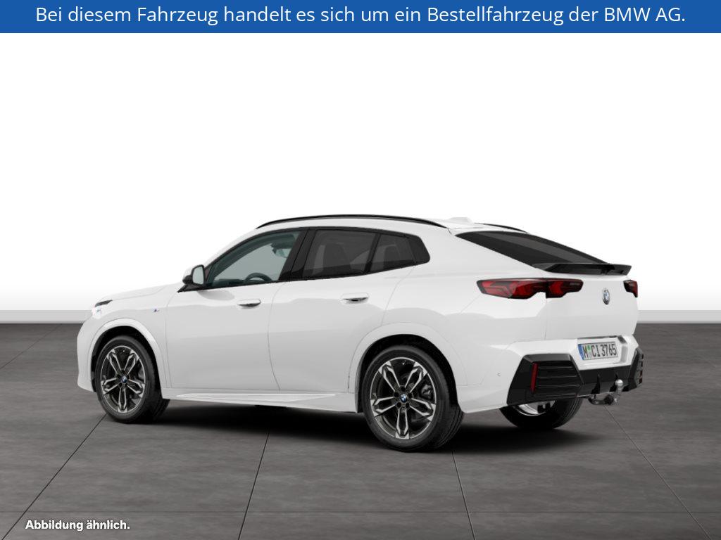 Fahrzeugabbildung BMW X2 sDrive18d