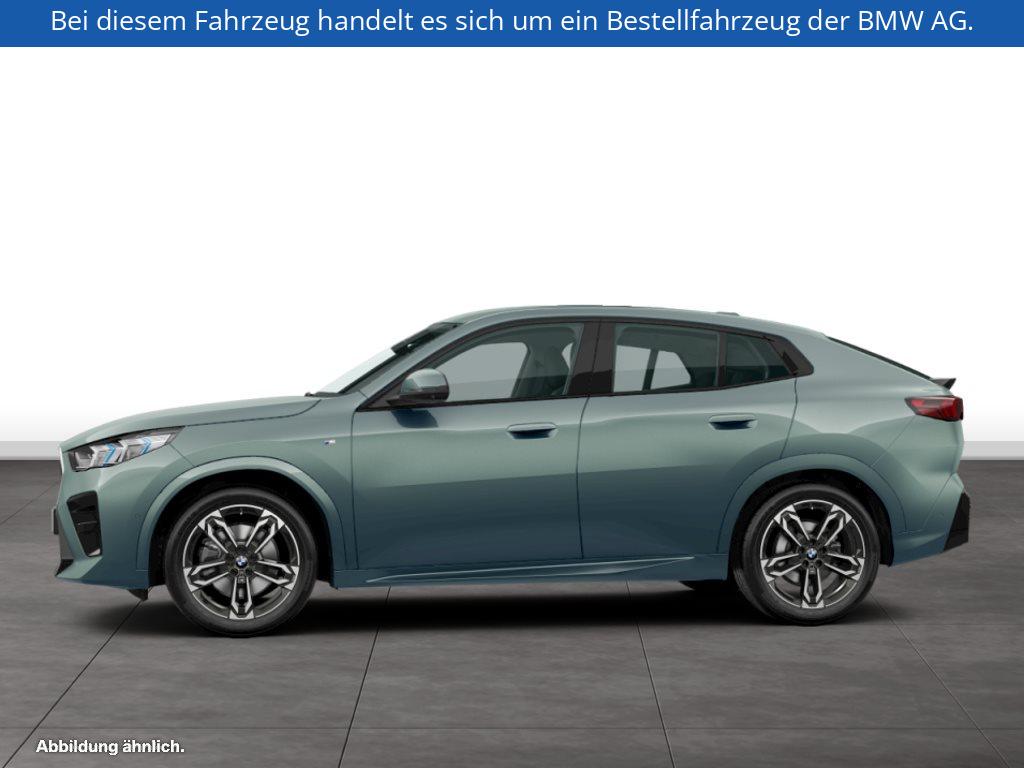 Fahrzeugabbildung BMW X2 sDrive20i