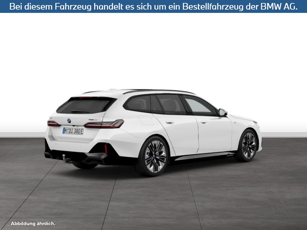 Fahrzeugabbildung BMW i5 eDrive40 Touring