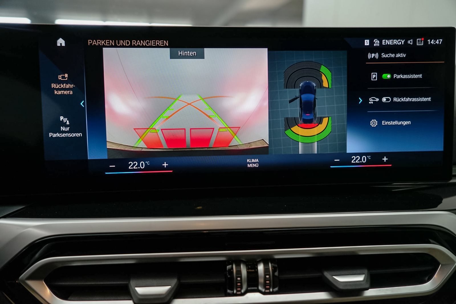 Fahrzeugabbildung BMW 220i Coupé A [M Sport, HUD, ACC, RFK, h&k Sound]