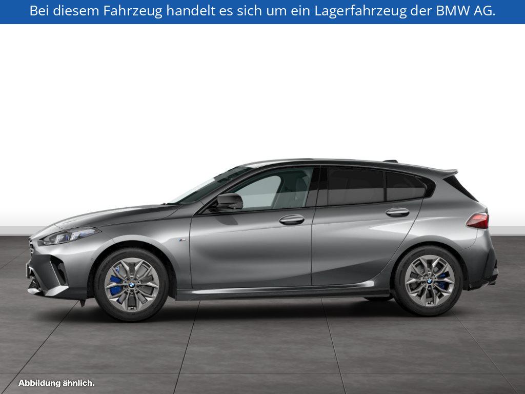 Fahrzeugabbildung BMW M135 xDrive