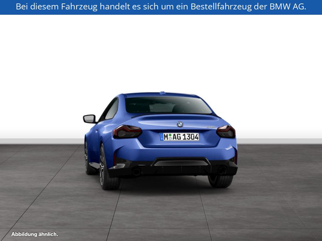 Fahrzeugabbildung BMW 218i Coupé