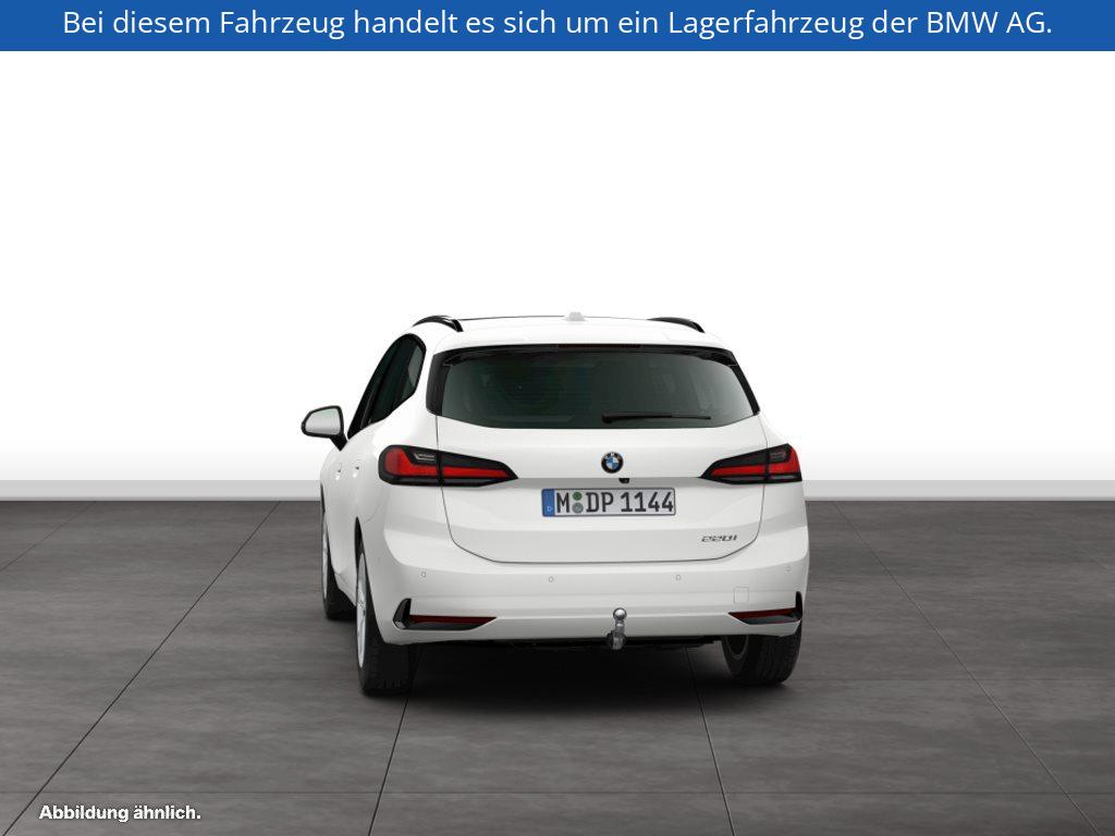 Fahrzeugabbildung BMW 220i Active Tourer