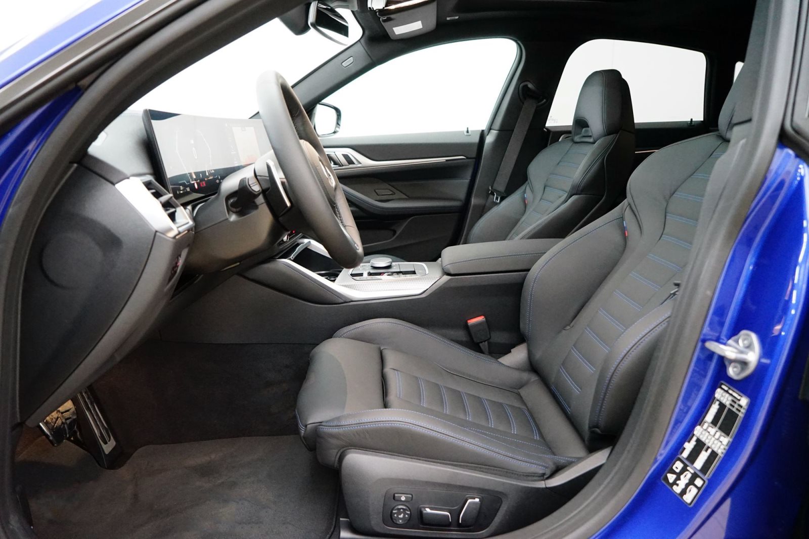 Fahrzeugabbildung BMW M440i xDrive Gran Coupé % DEAL % [HUD, AHK]