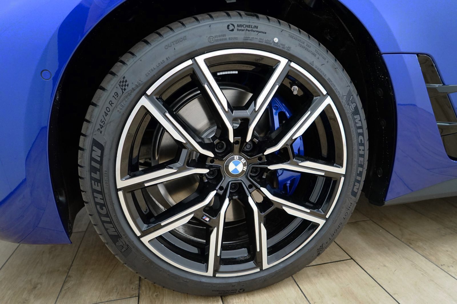 Fahrzeugabbildung BMW M440i xDrive Gran Coupé % DEAL % [HUD, AHK]