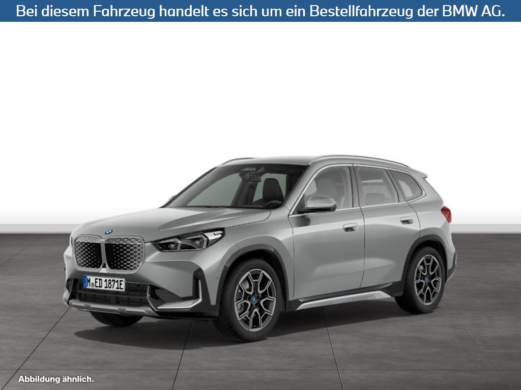 BMW iX1 xDrive30