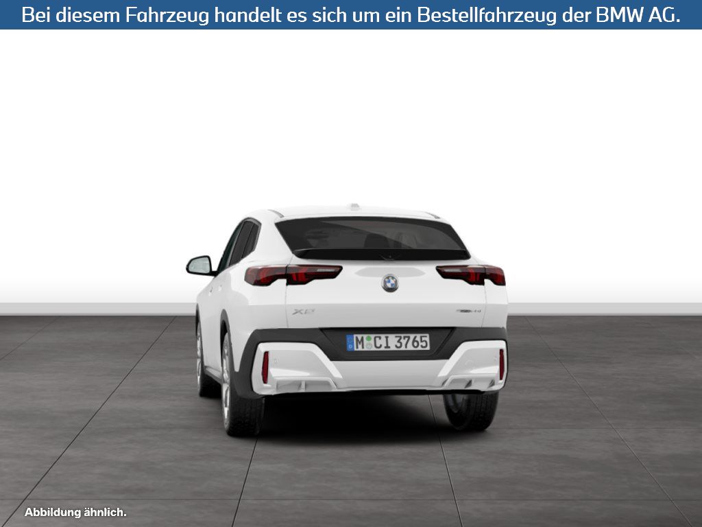 Fahrzeugabbildung BMW X2 sDrive20i