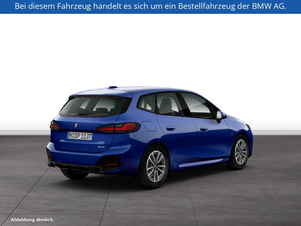 Fahrzeugabbildung BMW 218i Active Tourer