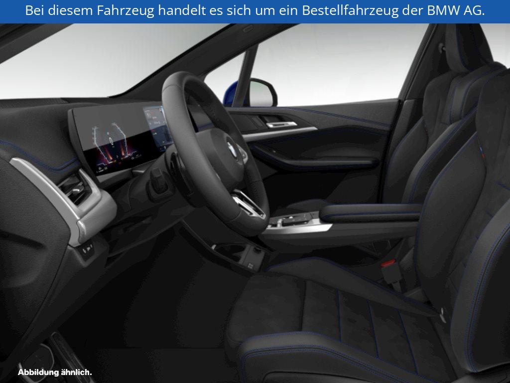 Fahrzeugabbildung BMW 218i Active Tourer