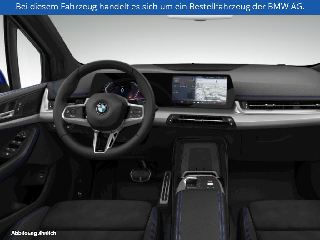 Fahrzeugabbildung BMW 218i Active Tourer