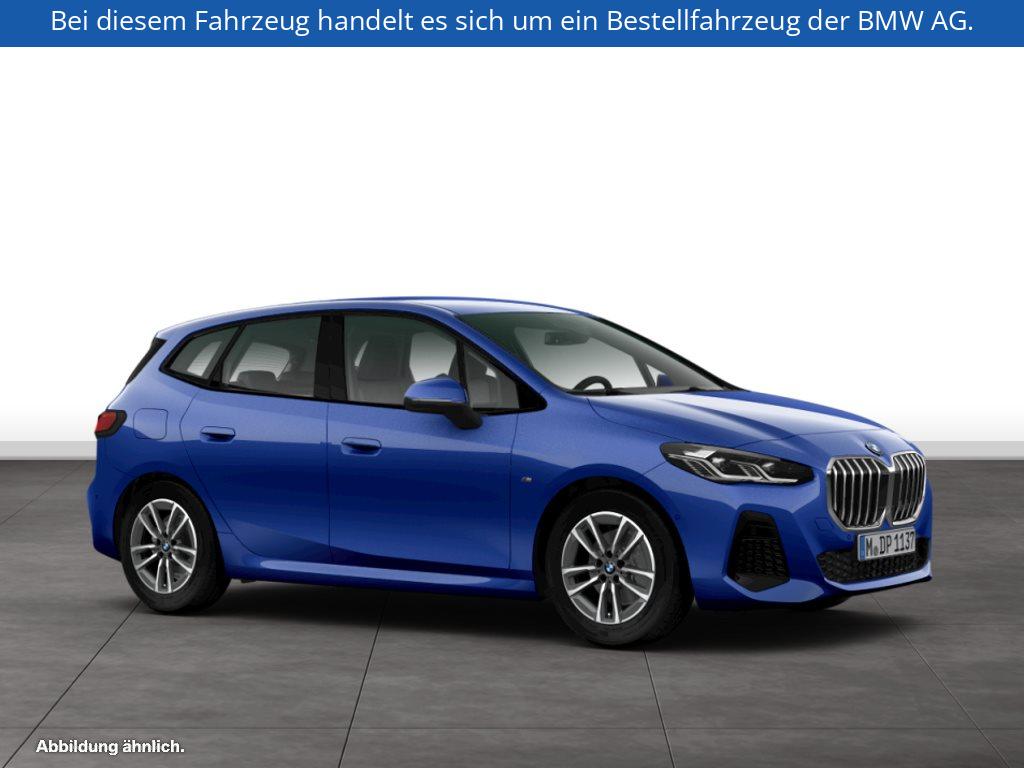 Fahrzeugabbildung BMW 218i Active Tourer