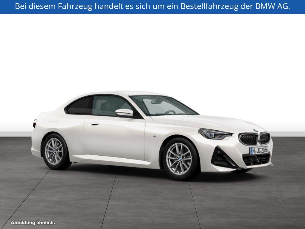Fahrzeugabbildung BMW 218i Coupé