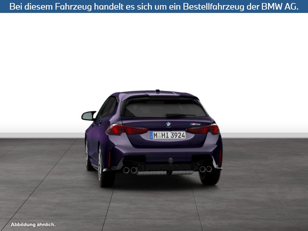 Fahrzeugabbildung BMW M135 xDrive