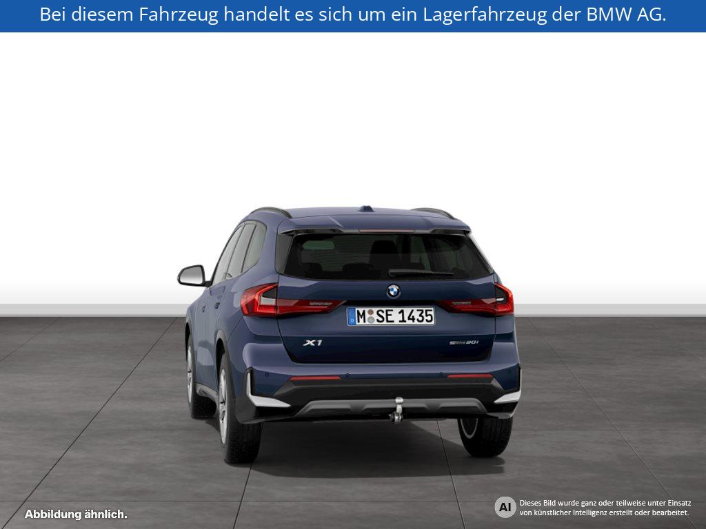 Fahrzeugabbildung BMW X1 sDrive20i