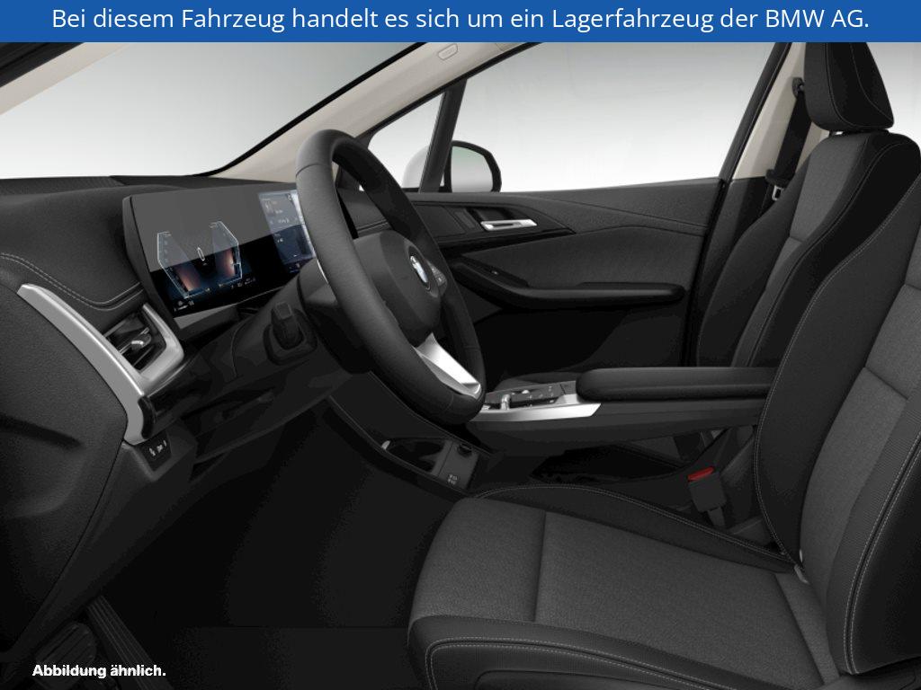 Fahrzeugabbildung BMW 220i Active Tourer