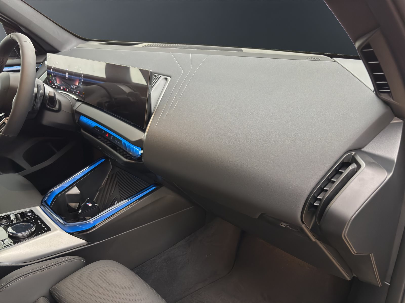 Fahrzeugabbildung BMW X3 40d xDrive [M Sport Pro, HUD, AHK, ACC, Sitze elektr.]