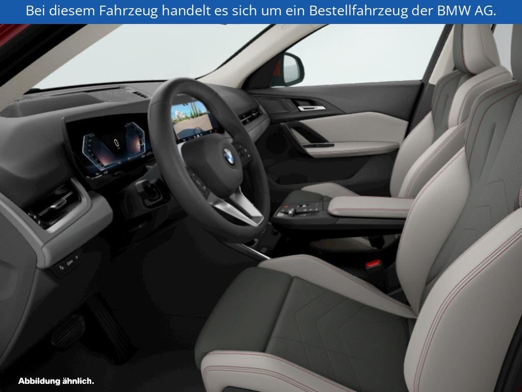 Fahrzeugabbildung BMW X2 sDrive20i