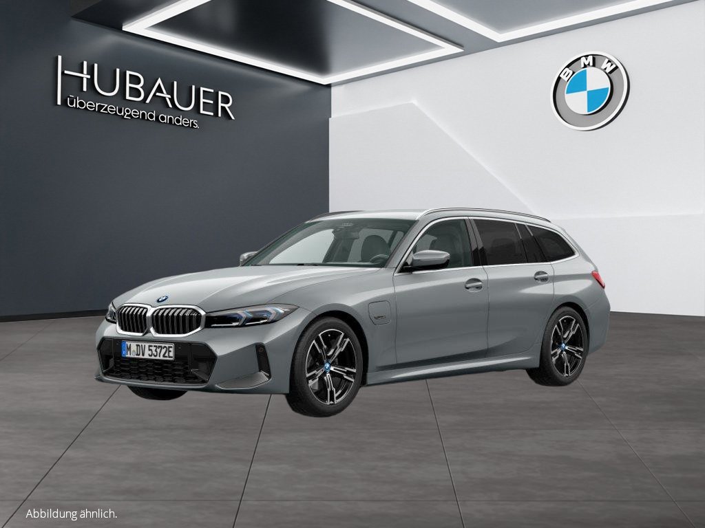 BMW 330e xDrive Touring