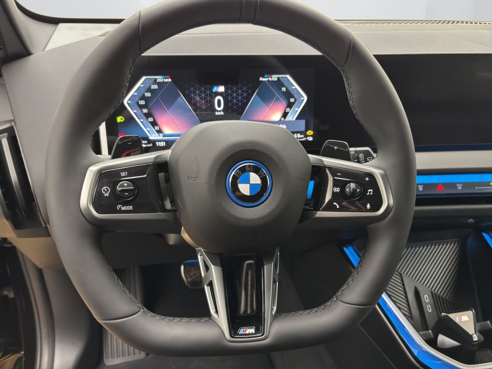 Fahrzeugabbildung BMW X3 xDrive30e [M Sport Pro, HUD, AHK, ACC, 20 LMR]