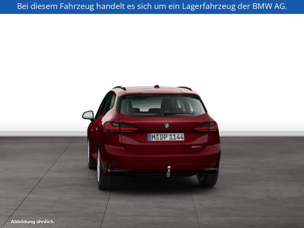 Fahrzeugabbildung BMW 220i Active Tourer