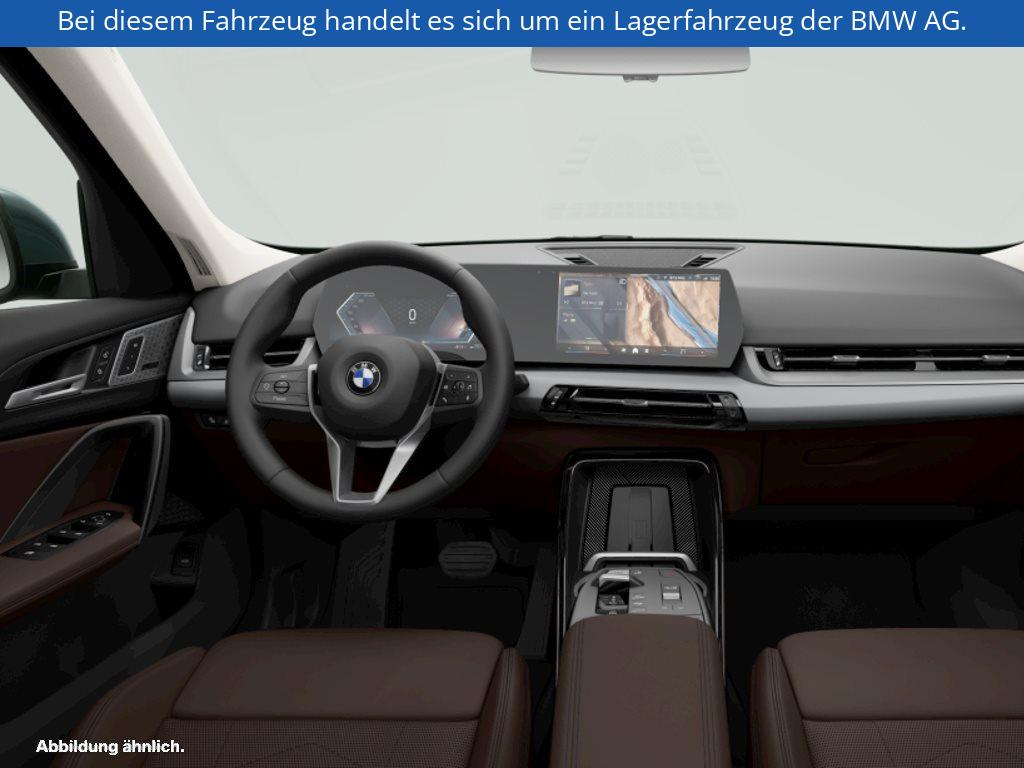Fahrzeugabbildung BMW X1 sDrive20i