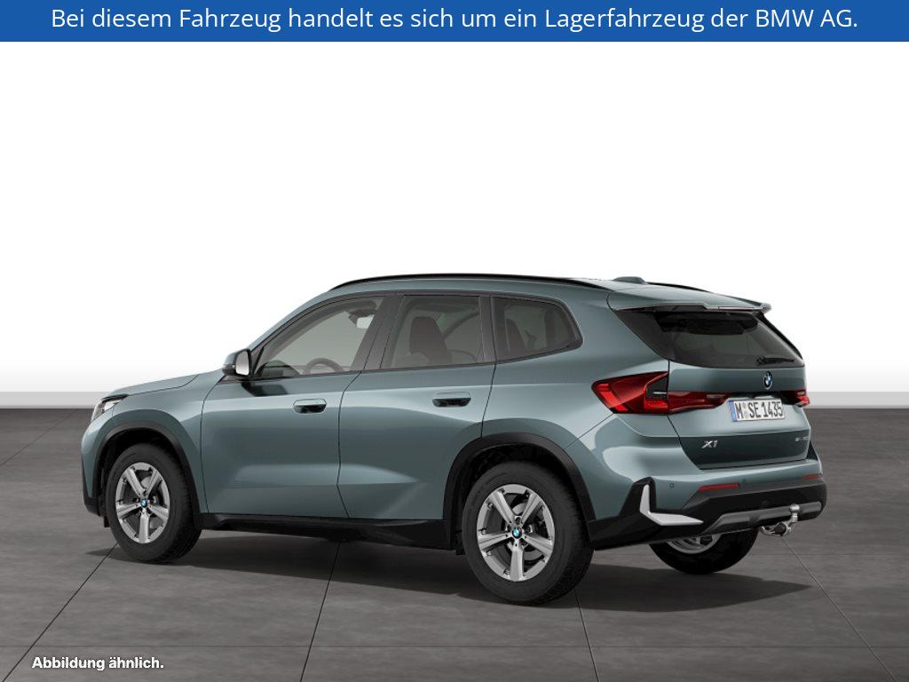 Fahrzeugabbildung BMW X1 sDrive20i