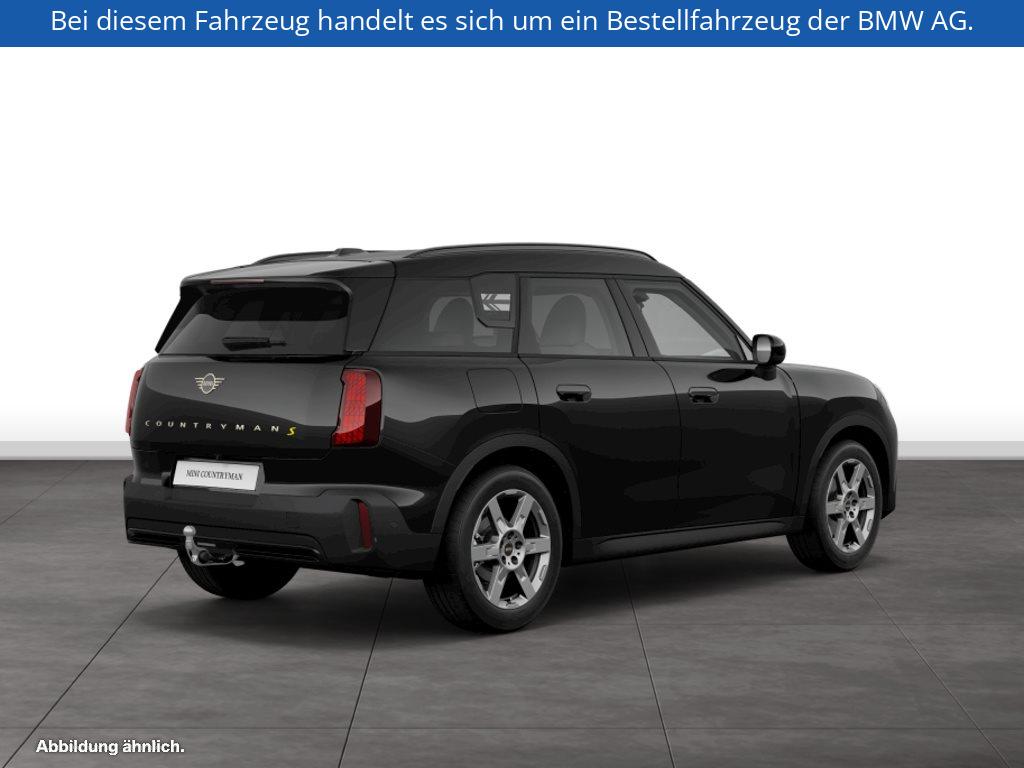 Fahrzeugabbildung MINI Countryman SE ALL4