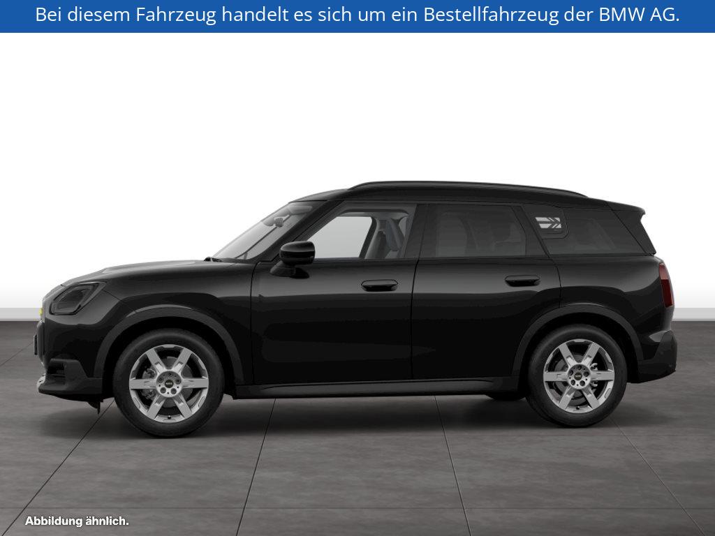 Fahrzeugabbildung MINI Countryman SE ALL4