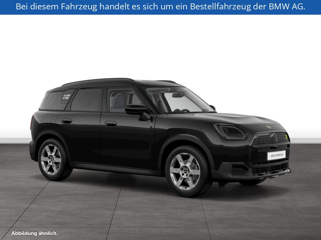 Fahrzeugabbildung MINI Countryman SE ALL4