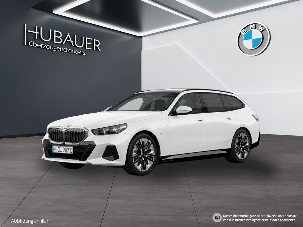 Fahrzeugabbildung BMW 550e xDrive Touring