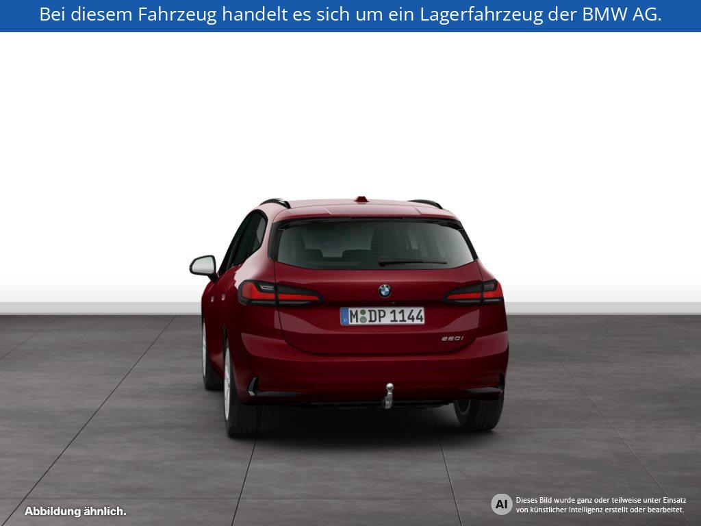 Fahrzeugabbildung BMW 220i Active Tourer