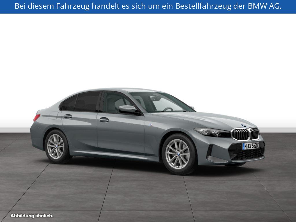 Fahrzeugabbildung BMW 330e Limousine