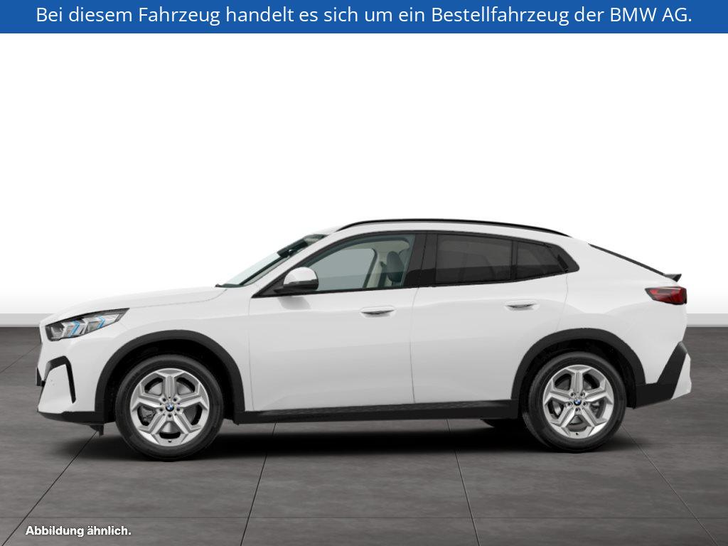 Fahrzeugabbildung BMW X2 sDrive20i