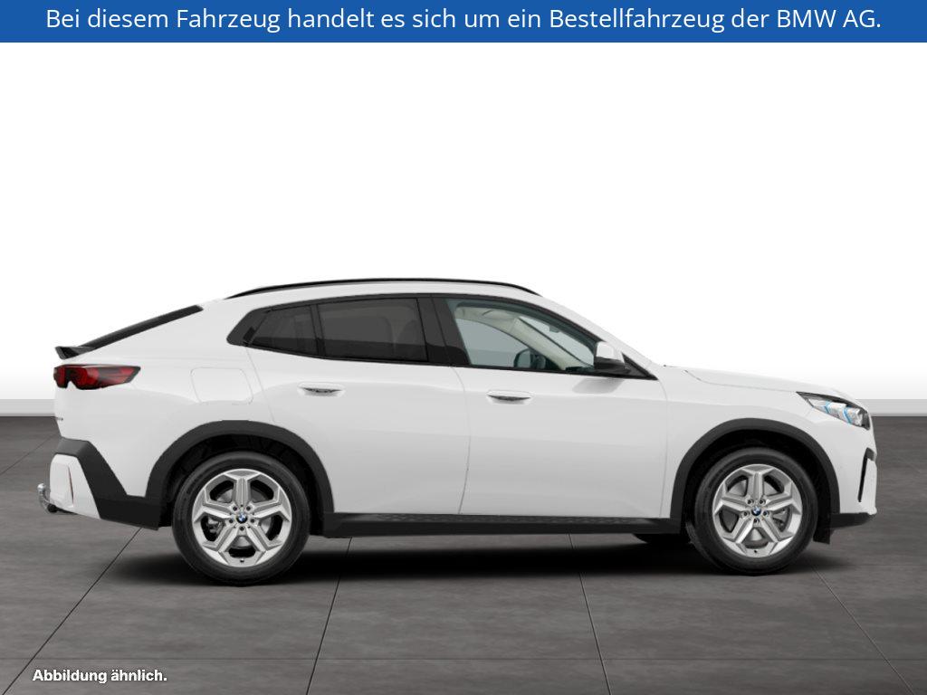 Fahrzeugabbildung BMW X2 sDrive20i