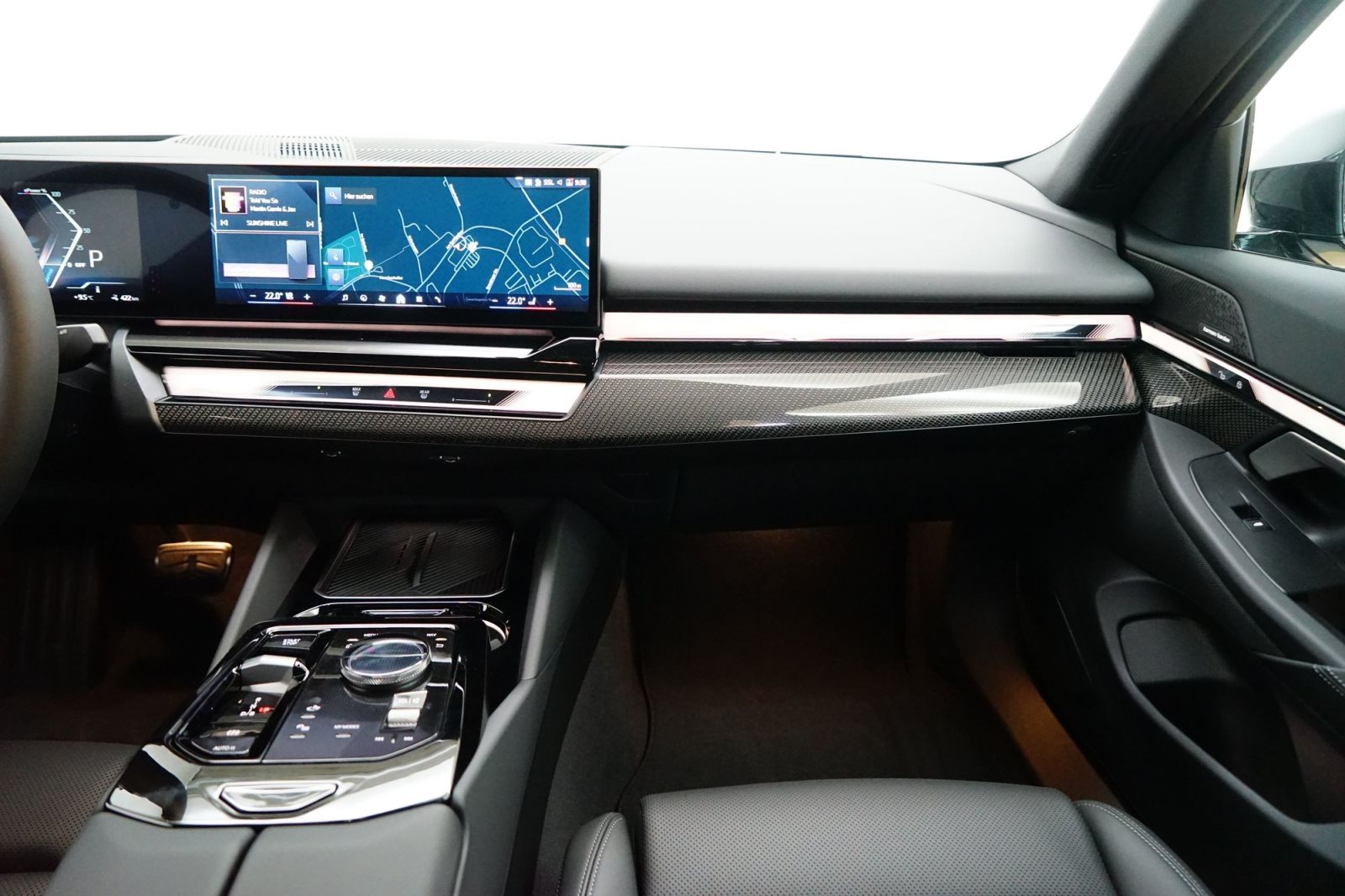Fahrzeugabbildung BMW i5 xDrive40 Limousine [M Sport, HUD, ACC, GSD]