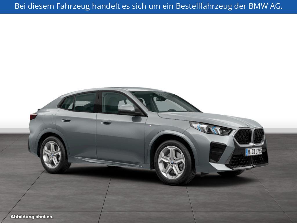 Fahrzeugabbildung BMW X2 sDrive20i