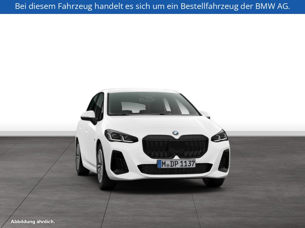 Fahrzeugabbildung BMW 220i Active Tourer