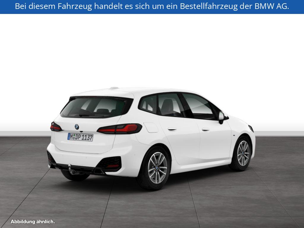 Fahrzeugabbildung BMW 220i Active Tourer
