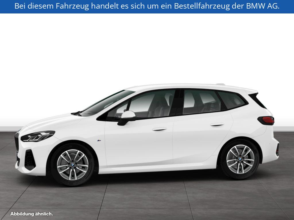 Fahrzeugabbildung BMW 220i Active Tourer